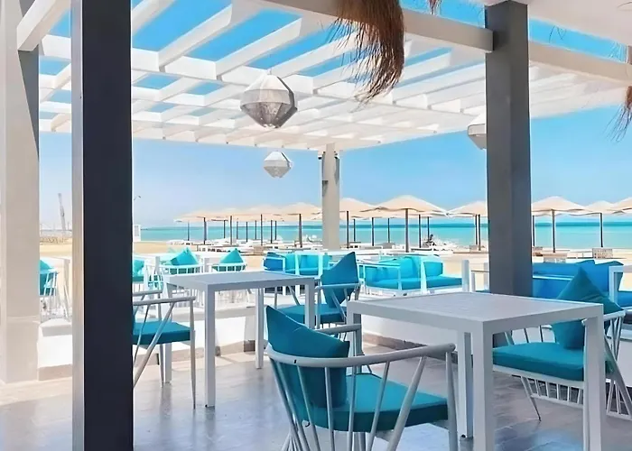 Fanadir Bay Aquapark Üdülőközpont Gurdaka